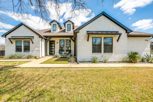 7712 County Rd 526, Mansfield, TX 76063